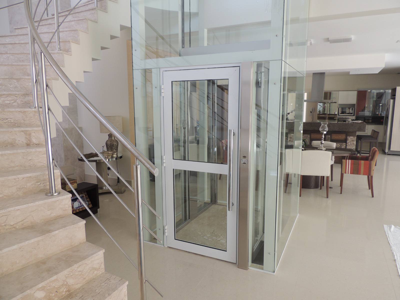 Elevadores e Plataformas Panoâmicas
